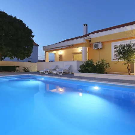 Solaris Casa de Férias