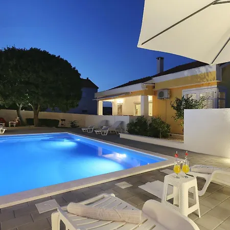 Solaris Podgradina (Posedarje)