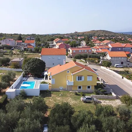 Дом отдыха Solaris Podgradina (Posedarje)