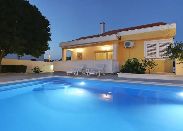 Дом отдыха Solaris Podgradina (Posedarje)